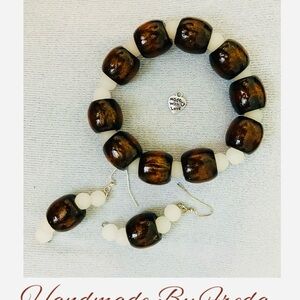 Brown and White Beaded Bracelet